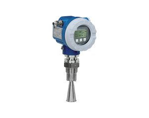 FMR240 یک فرستنده سنجش سطح راداری از خانواده میکروپایلوت است که برای اندازه‌گیری مداوم و بدون تماس سطح مایعات، خمیرها، دوغاب‌ها و جامدات در مخازن کوچک و متوسط ​​طراحی شده است. این مدل به دلیل آنتن شاخی کوچک 40 میلی‌متری (1½ اینچی) خود، برای اندازه‌گیری در ظروف با فضای محدود ایده‌آل است و در عین حال دقتی برابر با ±3 میلی‌متر (0.12 اینچ) را ارائه می‌دهد.