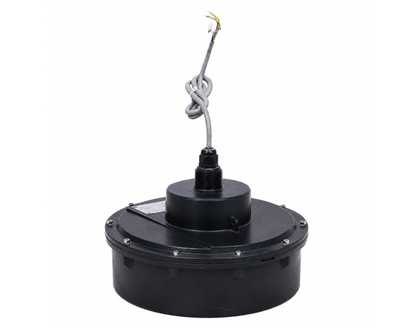 FDU85-ENDRESS-HAUSER — DERAAK Black round ceiling fan motor housing with wiring harness and exposed wires, isolated on white background.