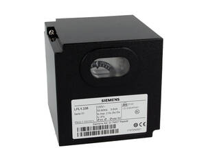 نمای نزدیک رله کنترل مشعل Siemens LFL1.335 با نمایشگر وضعیت