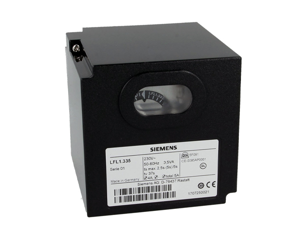 LFL1.335 — DERAAK نمای نزدیک رله کنترل مشعل Siemens LFL1.335 با نمایشگر وضعیت