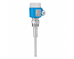 Industrial temperature transmitter with blue head and long stainless-steel probe for process temperature sensing.