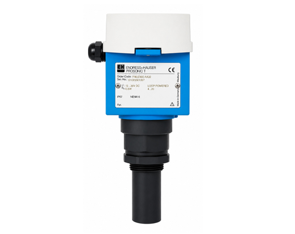 fmu230 — DERAAK Industrial optical sensor with blue housing, white protective cap on top, and black cable gland at the bottom, used to detect objects on a production line.